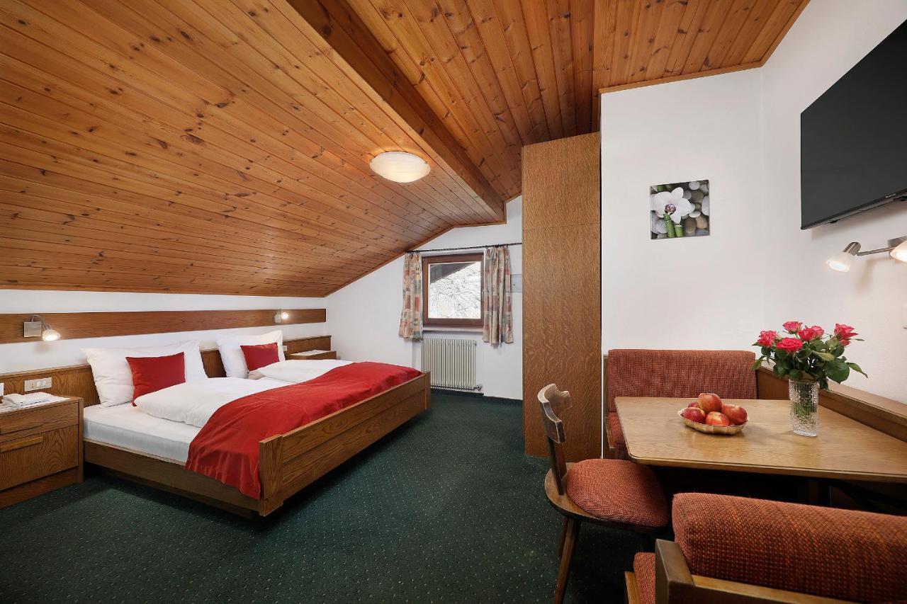 Pension Pichler Tirolo Exterior photo